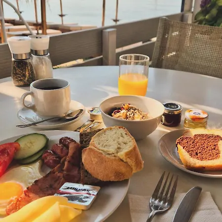 Hotel Anemoni 4*
