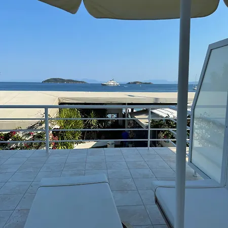 Anemoni Hotel