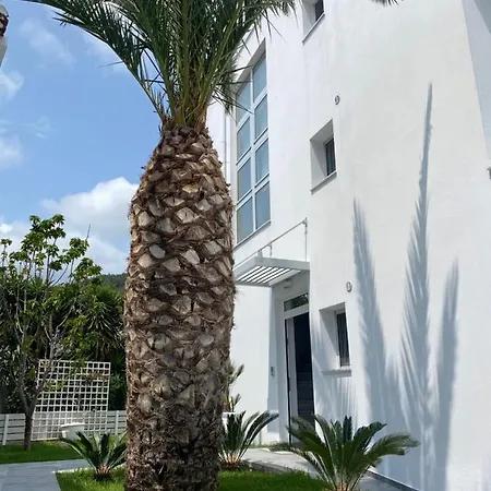 Hotel Anemoni 4*