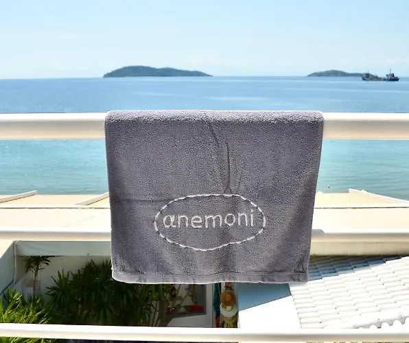 Anemoni Skiathos Town