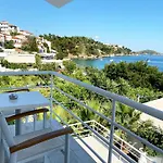 Anemoni Σκιάθος Πόλη