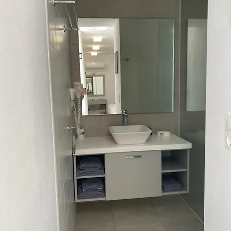 Anemoni Hotel 4*
